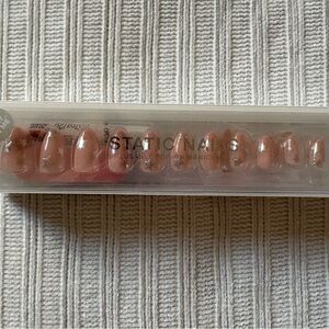 New Static Nails Reusable Press-On Nails - Star Behavior